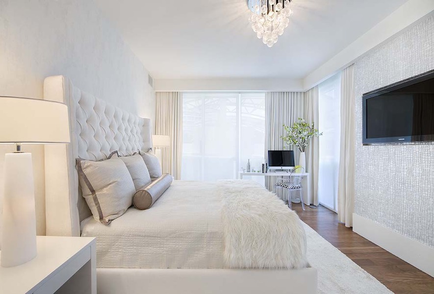 Artifact slider web miami 17 master bedroom